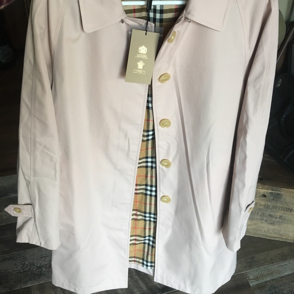 COPY - Burberry rain coat